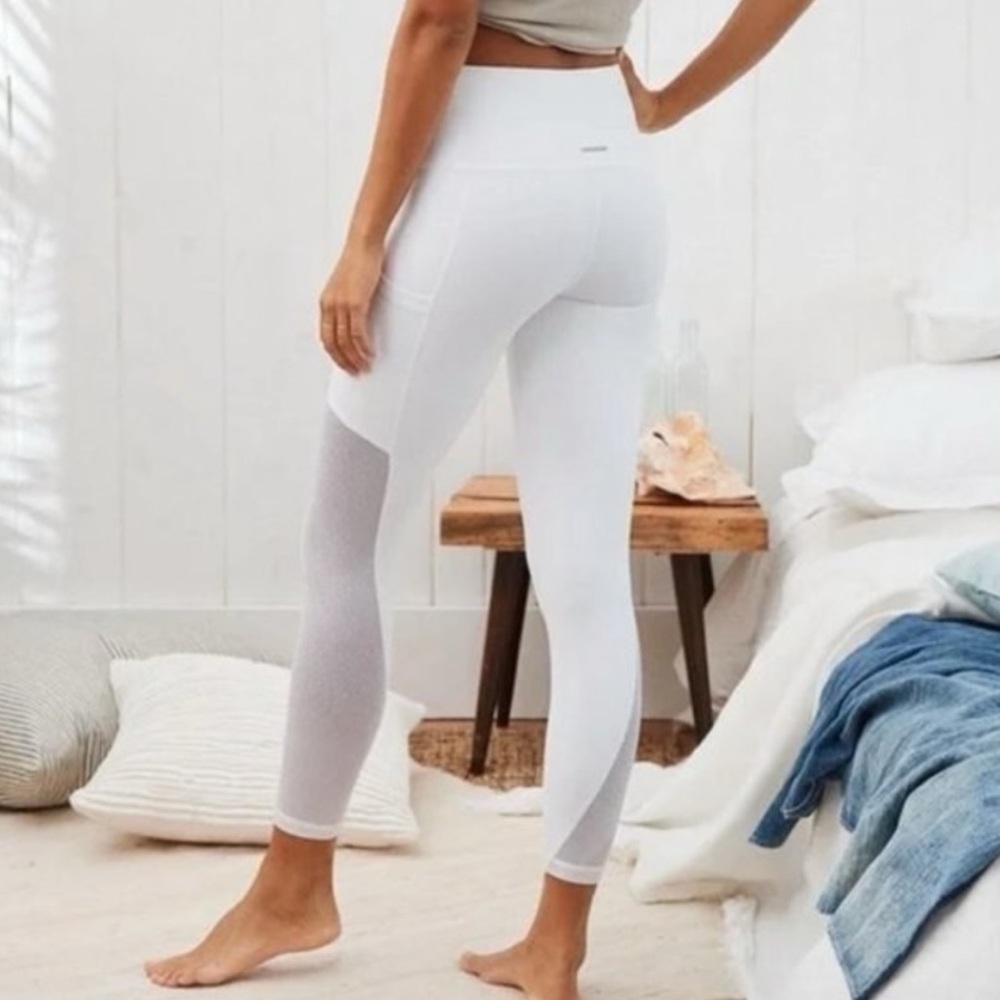 Aerie Offline Mesh High Waisted Leggings